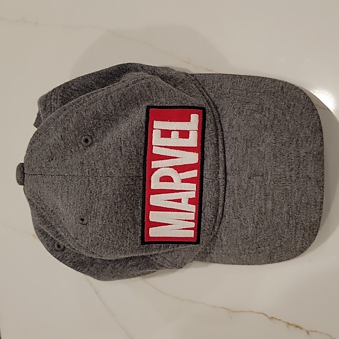 Gap Marvel Cap